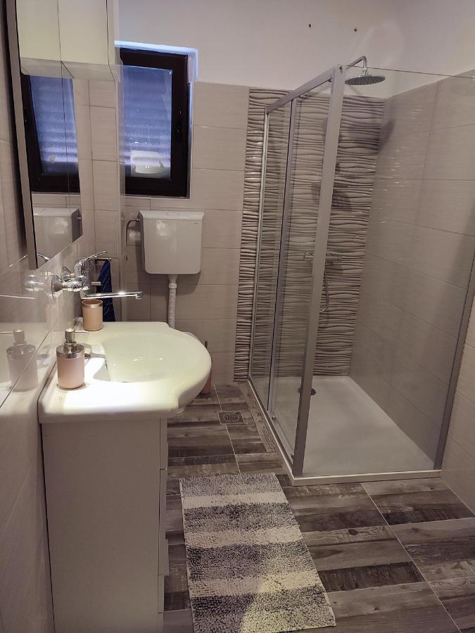 Dubravka Apartment Dinjiska ภายนอก รูปภาพ