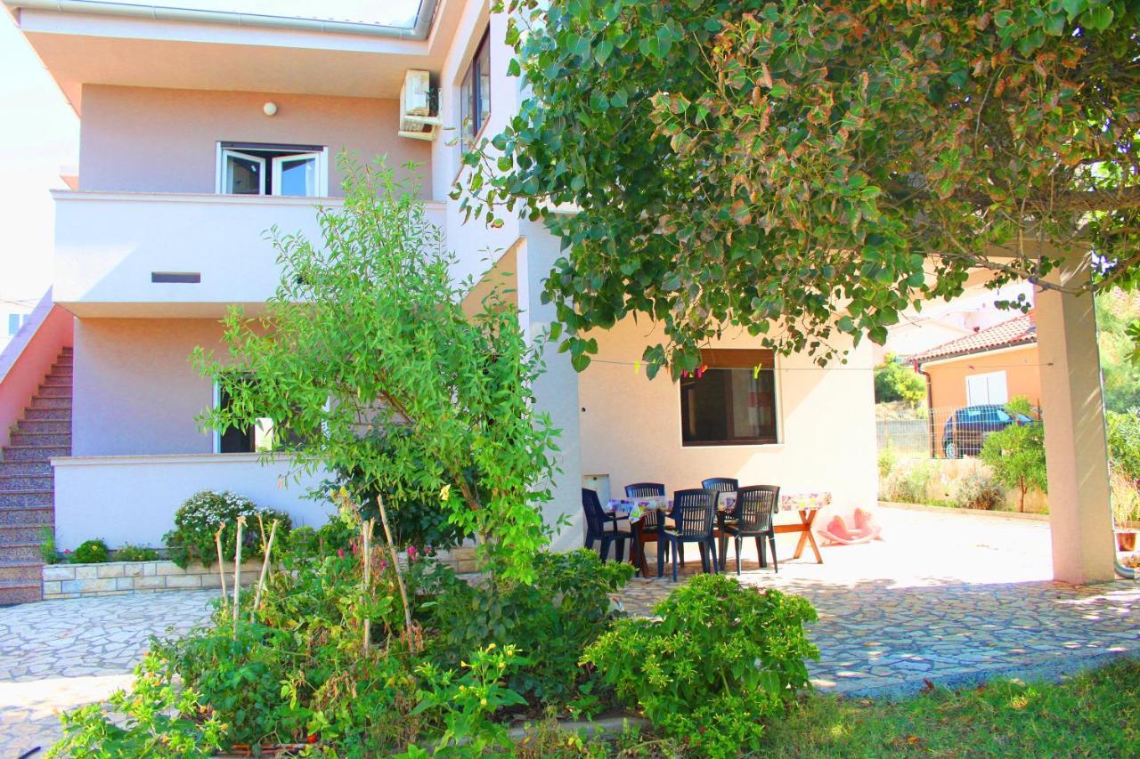 Dubravka Apartment Dinjiska ภายนอก รูปภาพ