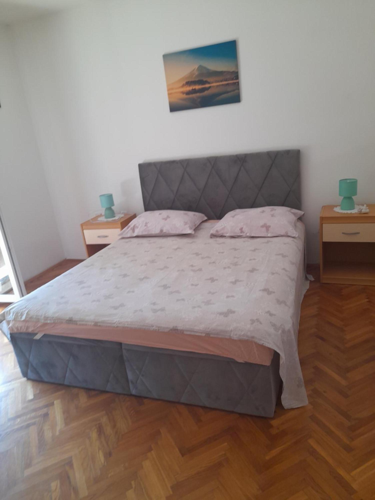 Dubravka Apartment Dinjiska ภายนอก รูปภาพ